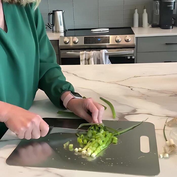 Katori Titanium Cutting Board Review